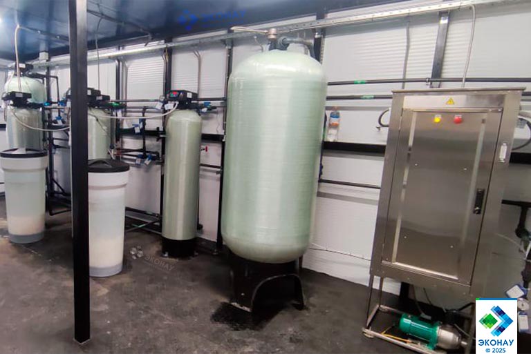 Емкости напорного фильтрования и озонатор воды